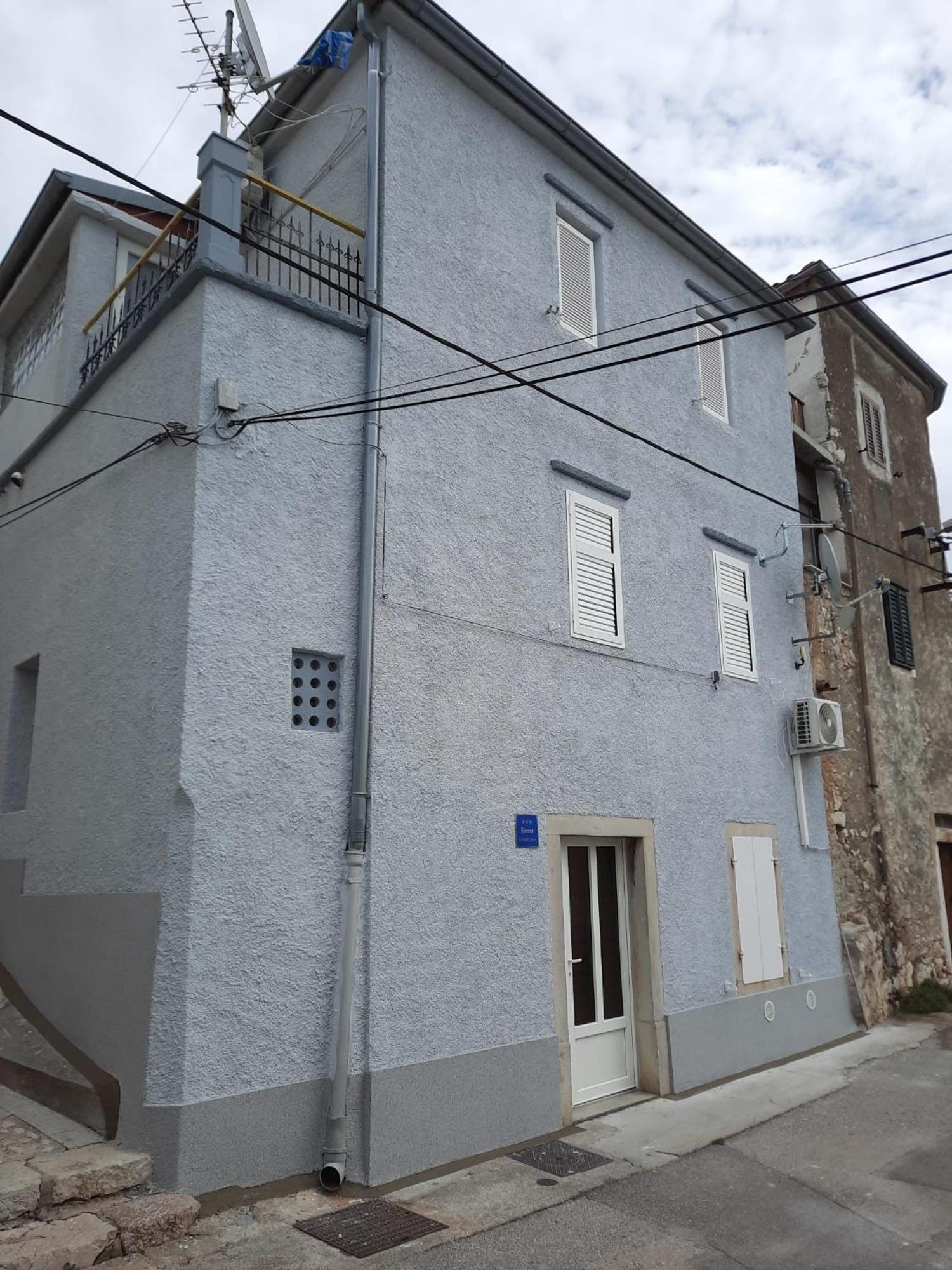 Apartmant Bionda Novi Vinodolski, Cozy And Nice Apartment For 4 People In The City Center Exteriör bild